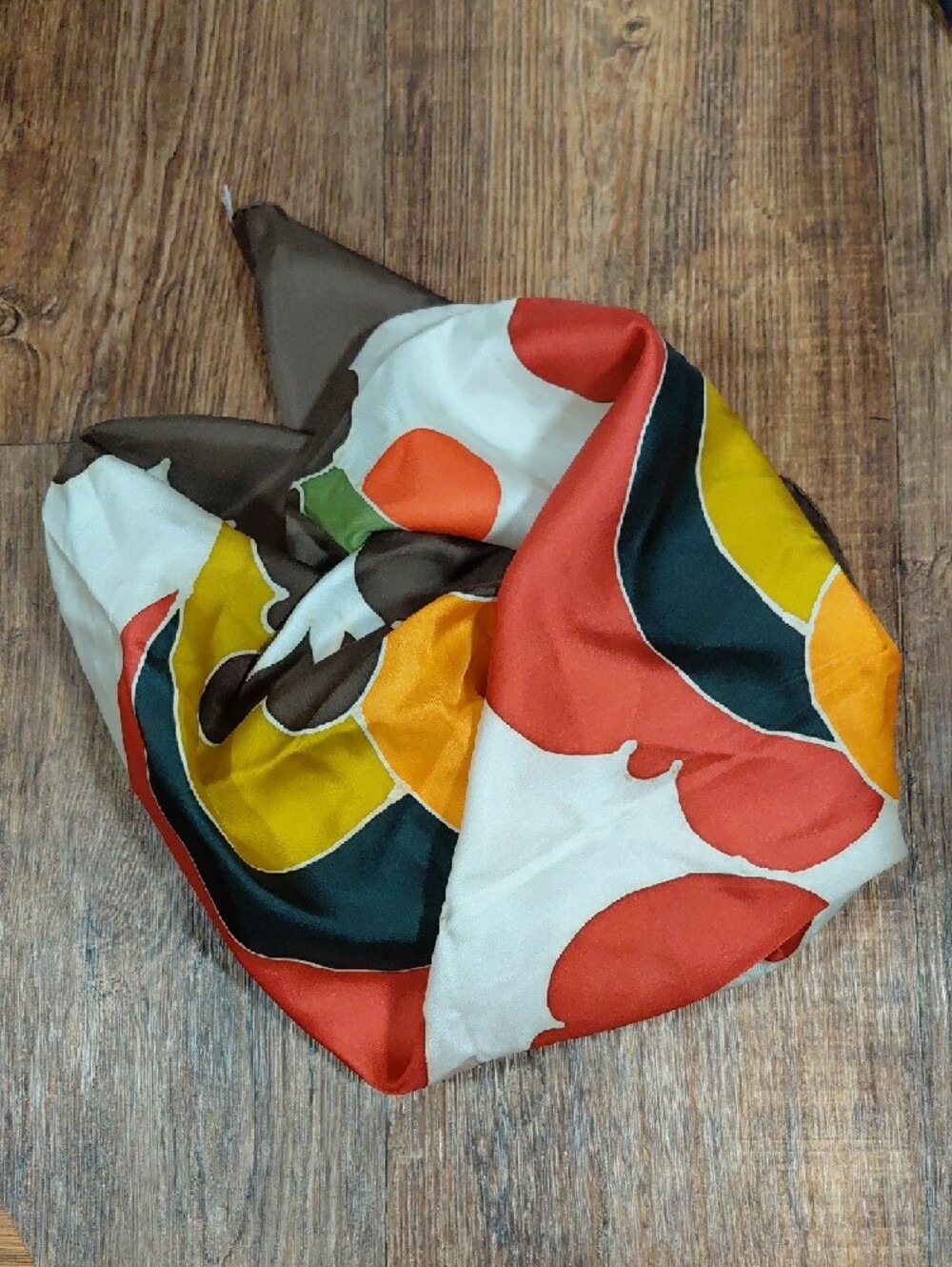 Gayannee Vintage Floral Graphic Square Multicolored Silk Scarf Paris 32X29.5 - Picture 6 of 6